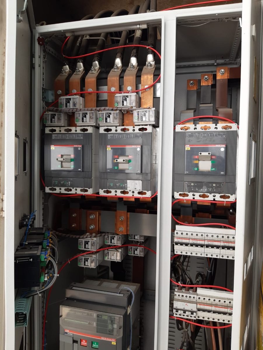 Dulap electric cu sistem de stingere automată